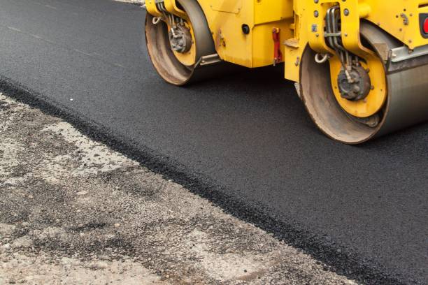 Best Driveway Paving Contractor  in Bridgeport, CT